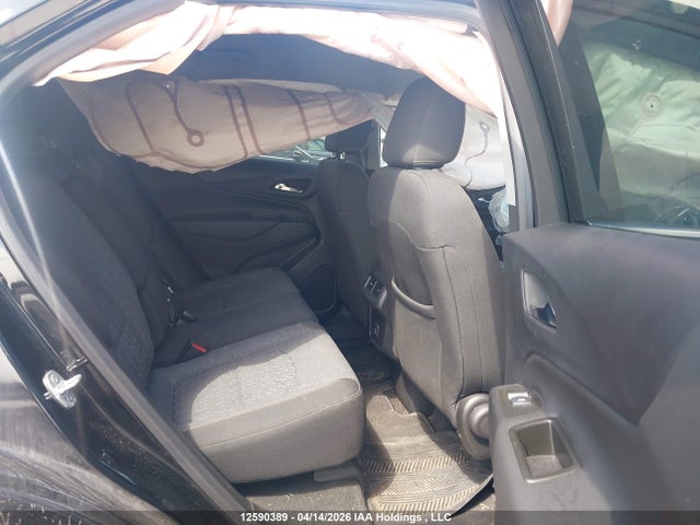 3GNAXUEV1NL302717 Chevrolet EQUINOX LT