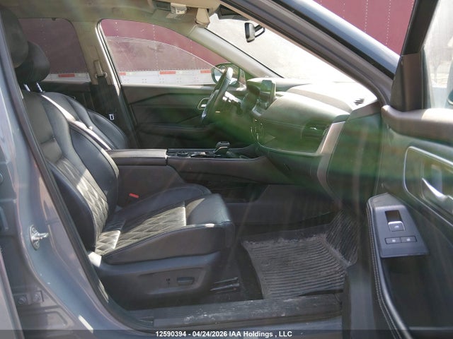 JN8AT3DD3MW306157 Nissan Rogue Platinum