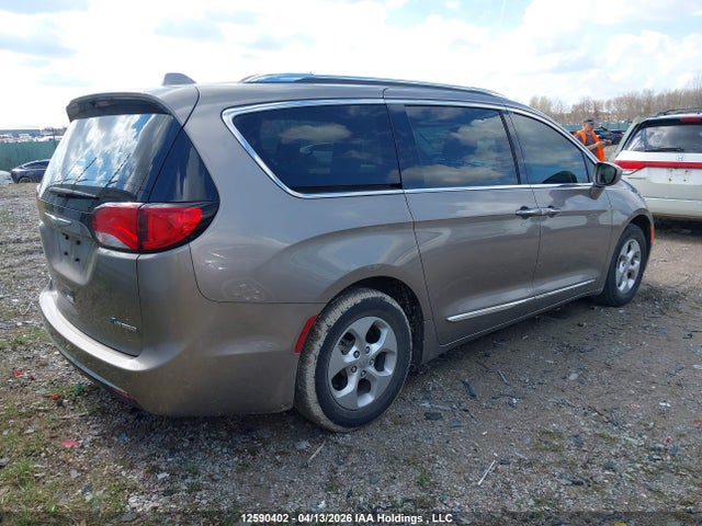2C4RC1L77JR126862 Chrysler Pacifica