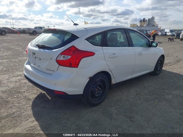 Продажа на аукционе авто 2012 Ford Focus Titanium, vin: 1FAHP3N21CL142618, номер лота: 12590411