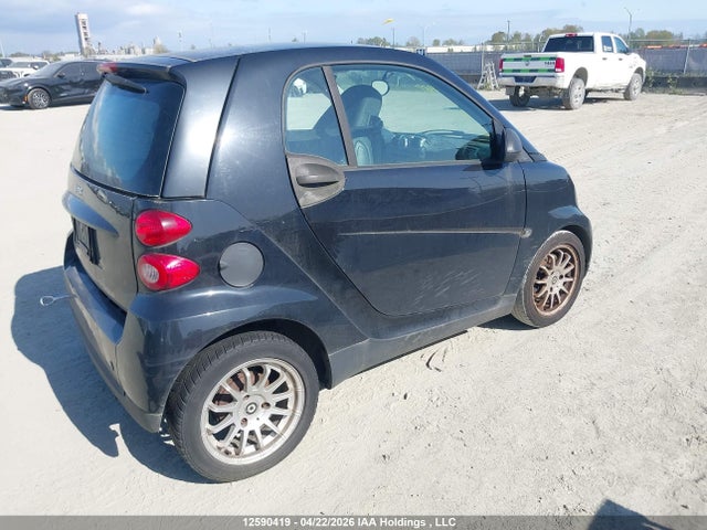 12590419 :رقم المزاد ، WMEEJ3BA8AK415231 vin ، 2010 Smart Fortwo Pure/passion مزاد بيع