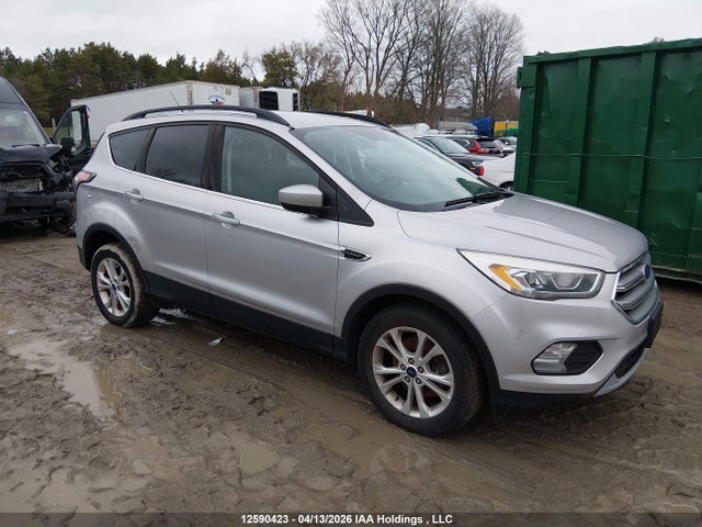 12590423 :رقم المزاد ، 1FMCU0G91HUA69964 vin ، 2017 Ford Escape Se مزاد بيع