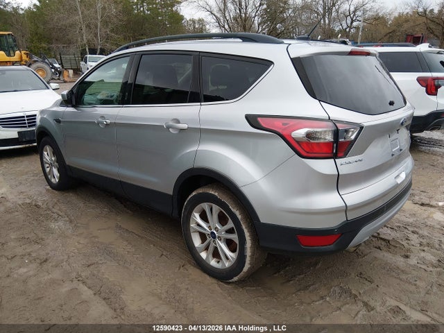 12590423 :رقم المزاد ، 1FMCU0G91HUA69964 vin ، 2017 Ford Escape Se مزاد بيع