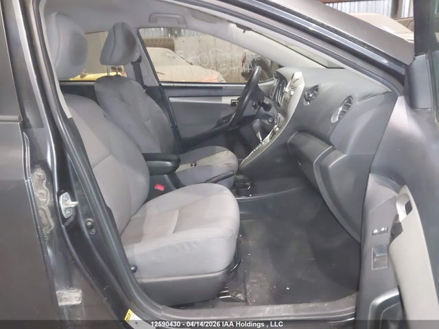 12590430 :رقم المزاد ، 2T1KU4EE4CC896449 vin ، 2012 Toyota Matrix مزاد بيع