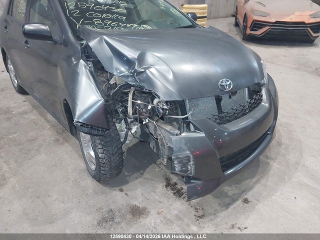 12590430 :رقم المزاد ، 2T1KU4EE4CC896449 vin ، 2012 Toyota Matrix مزاد بيع