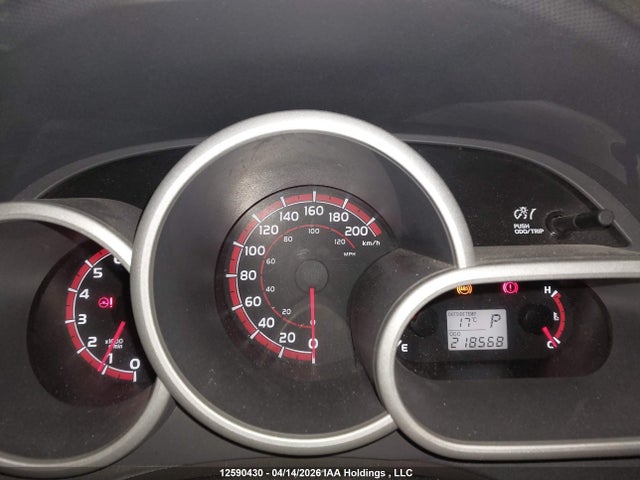 12590430 :رقم المزاد ، 2T1KU4EE4CC896449 vin ، 2012 Toyota Matrix مزاد بيع