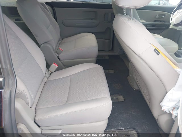 KNDMB5C1XK6444984 KIA Sedona Lx/lx+
