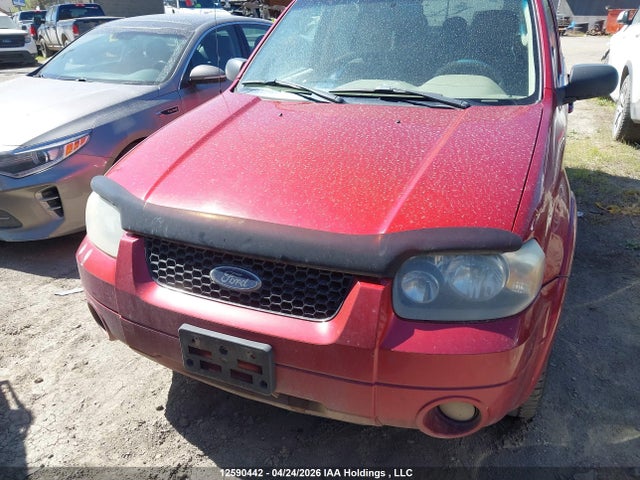 12590442 :رقم المزاد ، 1FMYU94137KA27122 vin ، 2007 Ford Escape Limited مزاد بيع