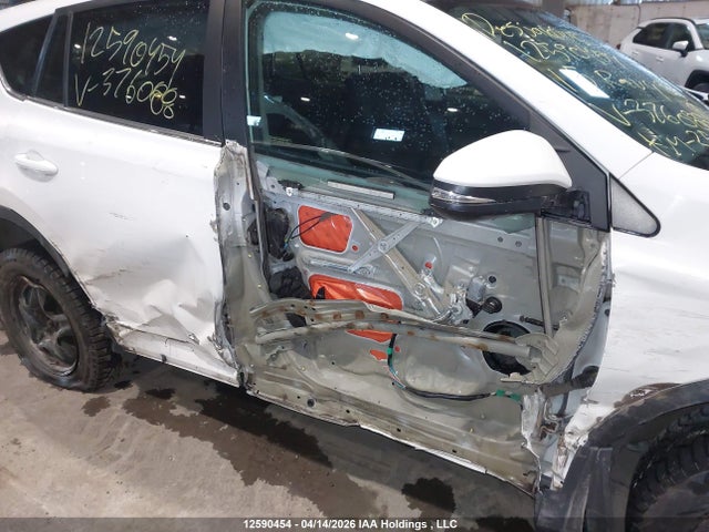 2015 Toyota Rav4 Xle მანქანა იყიდება აუქციონზე, vin: 2T3RFREV6FW376088, აუქციონის ნომერი: 12590454