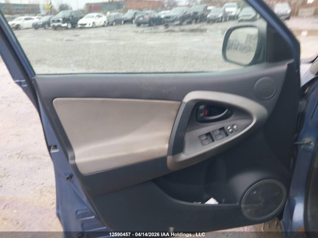 12590457 :رقم المزاد ، 2T3BF4DV9BW134010 vin ، 2011 Toyota Rav4 مزاد بيع