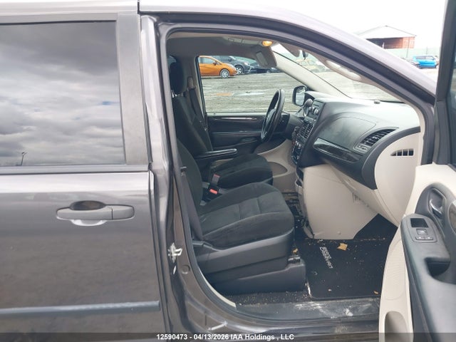 2C4RDGBG2GR393210 Dodge Grand Caravan Se/sxt