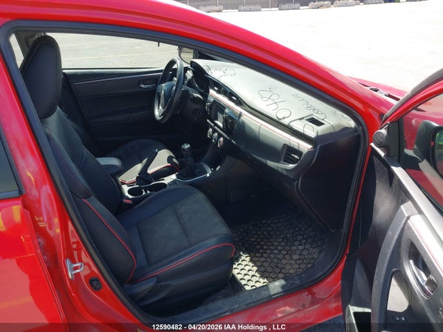 2015 Toyota Corolla S მანქანა იყიდება აუქციონზე, vin: 2T1BURHE5FC243240, აუქციონის ნომერი: 12590482