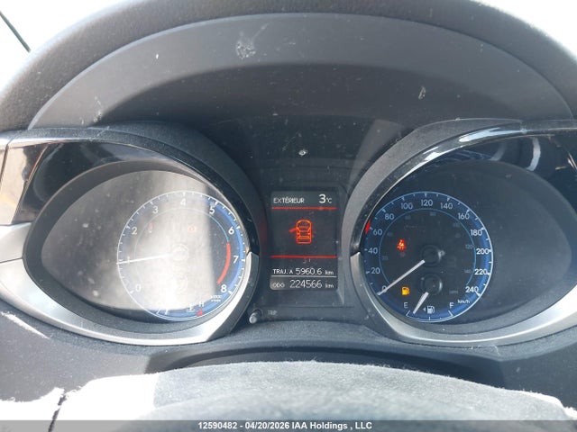 2015 Toyota Corolla S მანქანა იყიდება აუქციონზე, vin: 2T1BURHE5FC243240, აუქციონის ნომერი: 12590482