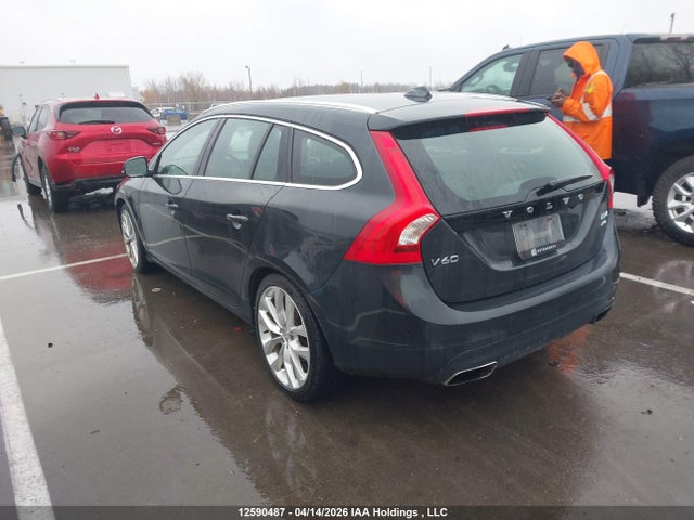 Продаж на аукціоні авто 2017 Volvo V60 T6 Drive-e Premier, vin: YV149MSK7H1347192, номер лоту: 12590487