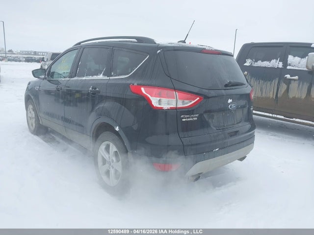 1FMCU9GX7GUB77667 Ford ESCAPE SE
