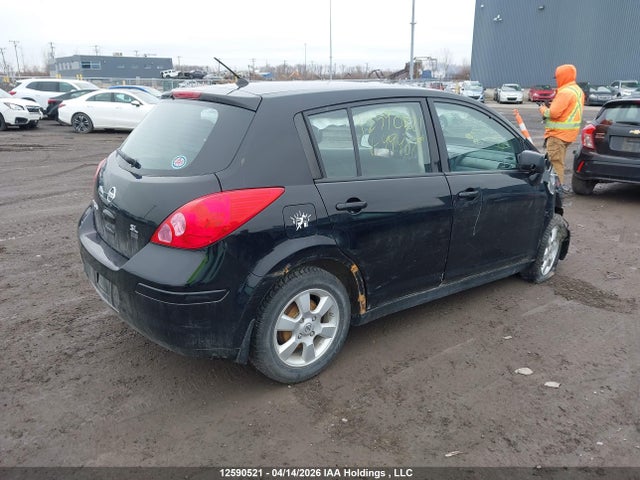 12590521 :رقم المزاد ، 3N1BC13E99L494679 vin ، 2009 Nissan Versa S/sl مزاد بيع
