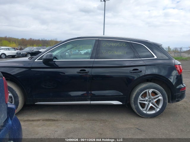 WA1AAAFYXM2008664 Audi Q5 45 Komfort