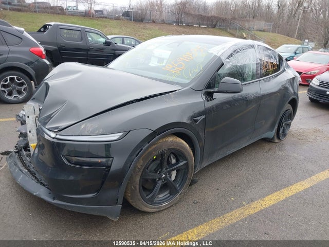 12590535 :رقم المزاد ، XP7YGDEE9TB773659 vin ، 2026 Tesla Model Y Long Range Launch Series/premium All-wheel Drive مزاد بيع