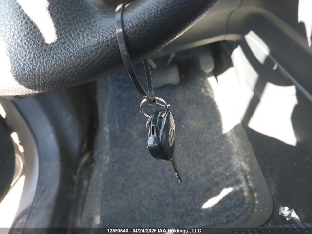 12590543 :رقم المزاد ، 2T1KU4EE8AC340268 vin ، 2010 Toyota Matrix مزاد بيع