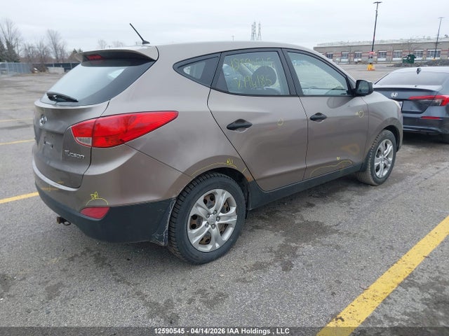 12590545 :رقم المزاد ، KM8JT3AC0BU194185 vin ، 2011 Hyundai Tucson Gl/gls مزاد بيع