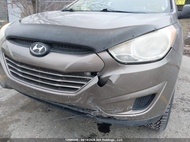 12590545 :رقم المزاد ، KM8JT3AC0BU194185 vin ، 2011 Hyundai Tucson Gl/gls مزاد بيع