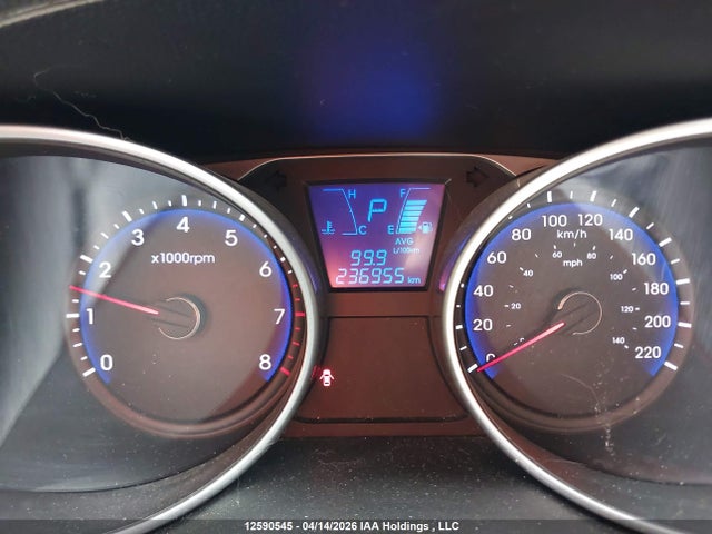 12590545 :رقم المزاد ، KM8JT3AC0BU194185 vin ، 2011 Hyundai Tucson Gl/gls مزاد بيع
