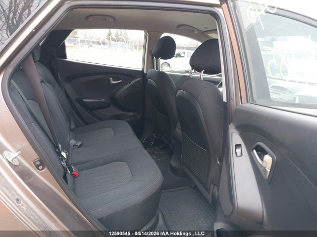 12590545 :رقم المزاد ، KM8JT3AC0BU194185 vin ، 2011 Hyundai Tucson Gl/gls مزاد بيع
