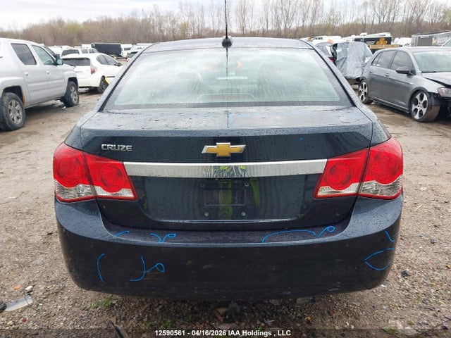 1G1PC5SB6F7255620 Chevrolet Cruze 1lt