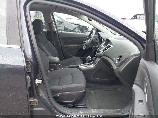 1G1PC5SB6F7255620 Chevrolet Cruze 1lt