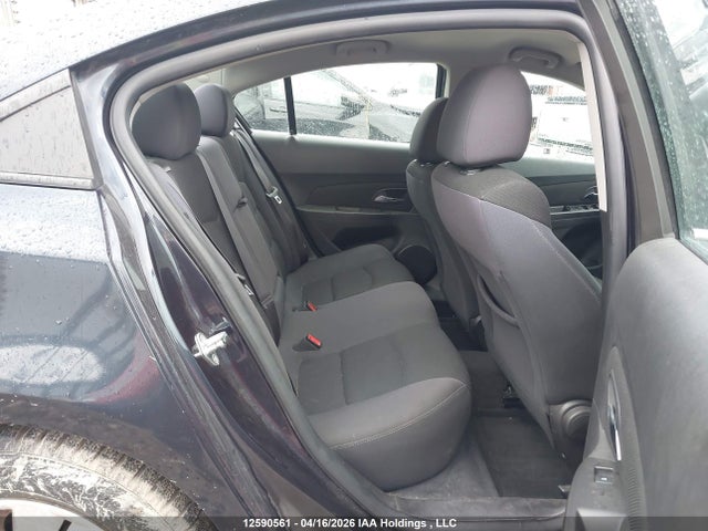 1G1PC5SB6F7255620 Chevrolet Cruze 1lt