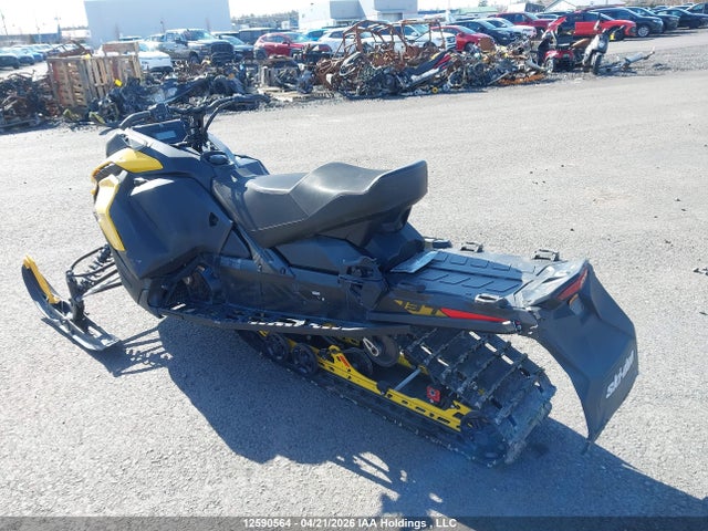 2BPSDTRA7RV000002 Skidoo Skidoo.