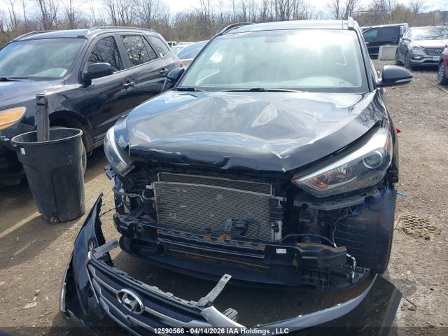 KM8J33A48JU693758 Hyundai Tucson Limited/sport And Eco/se