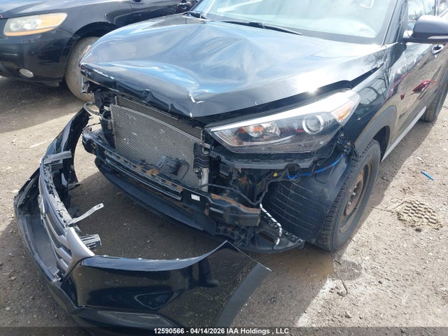 KM8J33A48JU693758 Hyundai Tucson Limited/sport And Eco/se