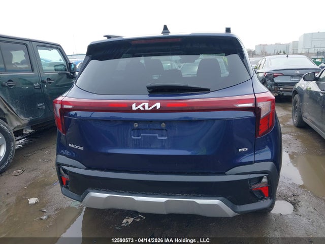 12590573 :رقم المزاد ، KNDEUCAA0R7500764 vin ، 2024 Kia Seltos S مزاد بيع