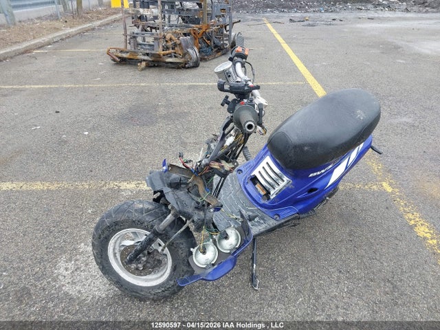 12590597 :رقم المزاد ، VG54RWN052A108744 vin ، 2002 Yamaha Cw50 مزاد بيع