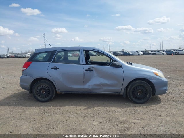 12590600 :رقم المزاد ، 2T1KR32E74C782639 vin ، 2004 Toyota Matrix Xr مزاد بيع