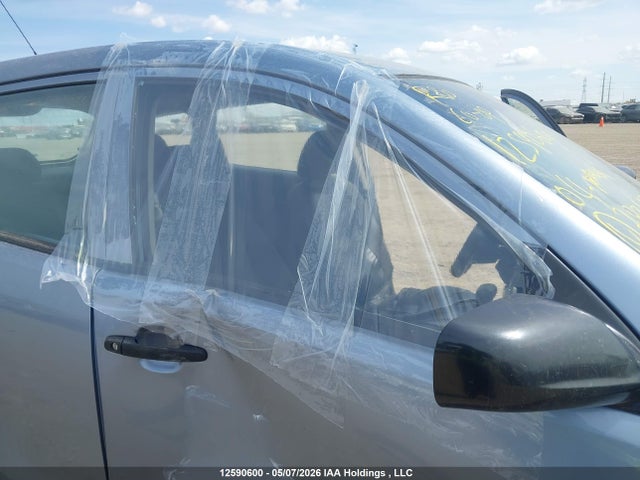 12590600 :رقم المزاد ، 2T1KR32E74C782639 vin ، 2004 Toyota Matrix Xr مزاد بيع