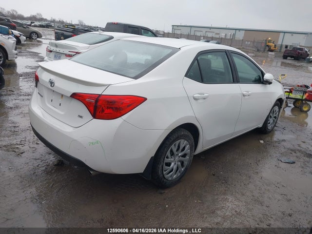 2T1BURHE0HC897081 Toyota COROLLA SE