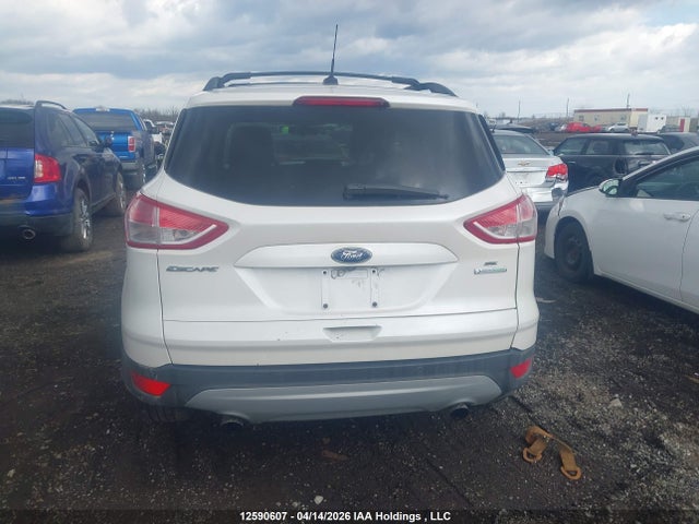 1FMCU0GX9EUE03023 Ford ESCAPE SE