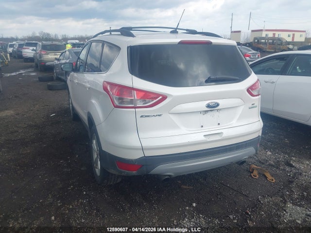 1FMCU0GX9EUE03023 Ford ESCAPE SE