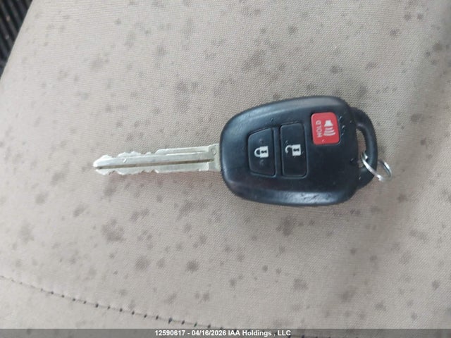 Продаж на аукціоні авто 2012 Toyota Prius C, vin: JTDKDTB38C1503456, номер лоту: 12590617