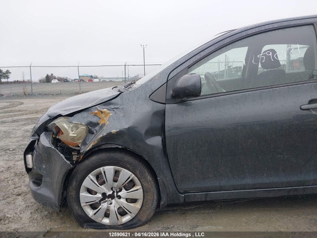 12590621 :رقم المزاد ، JTDBT9K33A1368602 vin ، 2010 Toyota Yaris مزاد بيع