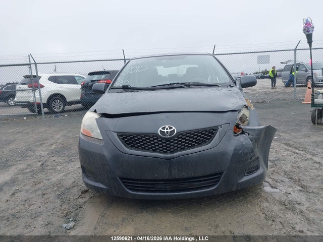 12590621 :رقم المزاد ، JTDBT9K33A1368602 vin ، 2010 Toyota Yaris مزاد بيع
