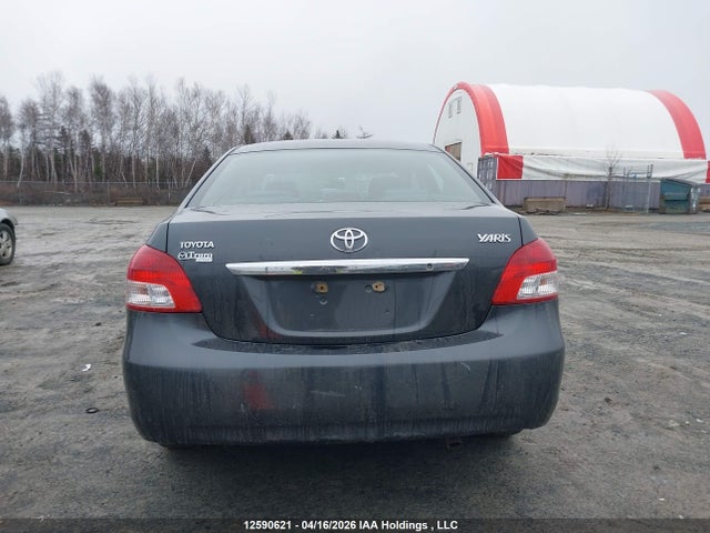 12590621 :رقم المزاد ، JTDBT9K33A1368602 vin ، 2010 Toyota Yaris مزاد بيع