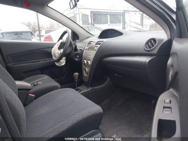 12590621 :رقم المزاد ، JTDBT9K33A1368602 vin ، 2010 Toyota Yaris مزاد بيع