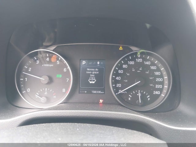 KMHD84LF0HU338970 Hyundai ELANTRA GL