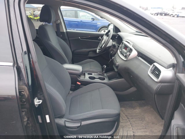 5XYPG4A35GG183894 KIA Sorento Lx/l