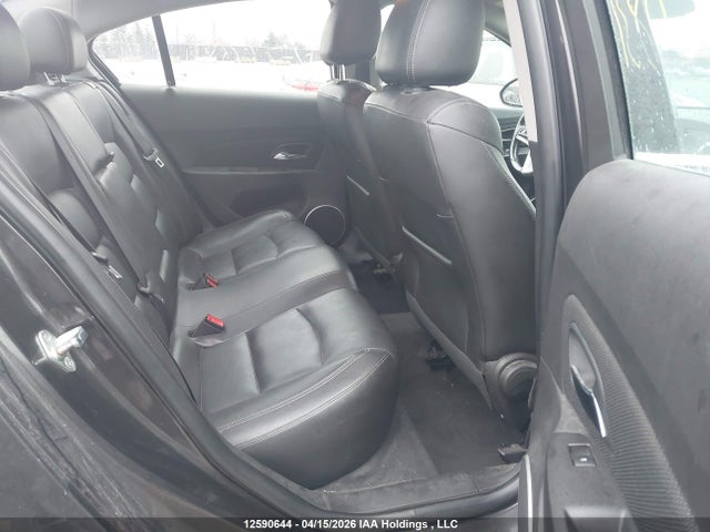 1G1PE5SB8F7260831 Chevrolet Cruze 2lt