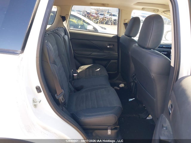 12590661 :رقم المزاد ، JA4AZ2A37LZ614889 vin ، 2020 Mitsubishi Outlander Es/ex/ex-l مزاد بيع