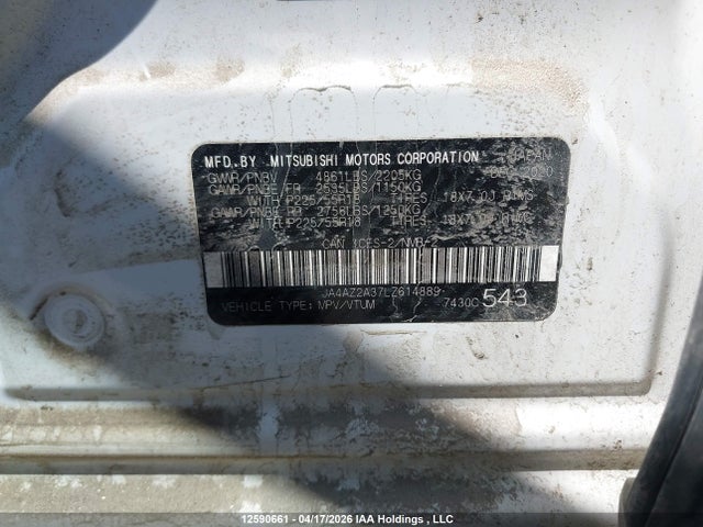 12590661 :رقم المزاد ، JA4AZ2A37LZ614889 vin ، 2020 Mitsubishi Outlander Es/ex/ex-l مزاد بيع